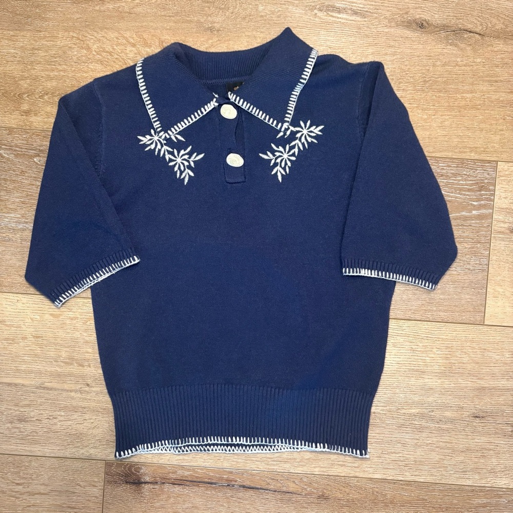 Navy Knit Polo Sweater with White Embroidered Collar Woman’s L On Twelfth Preppy